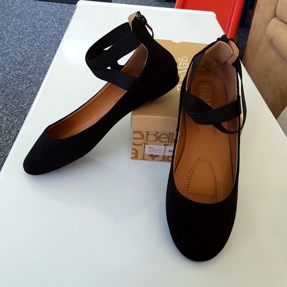 LAST ONE! 👠HP NWT cross strap ballerina flats - Picture 6 of 6